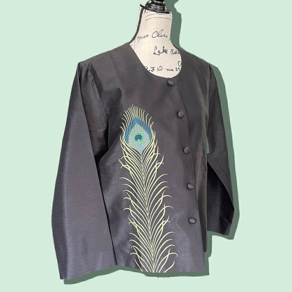 NWT- Metropolitan Museum of Art Peacock Feather Coat - L